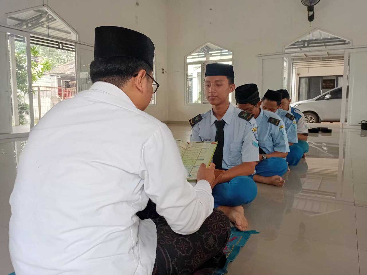 Mencari SMK Berbasis Pesantren yang Berkarakter di Bekasi, SMK Insan Nasional Tawarkan Pendekatan Taruna