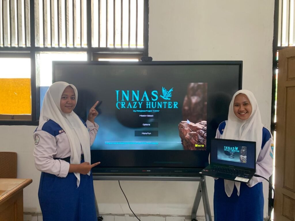 Pameran Karya Siswa dan Demo Game Kelas Industri